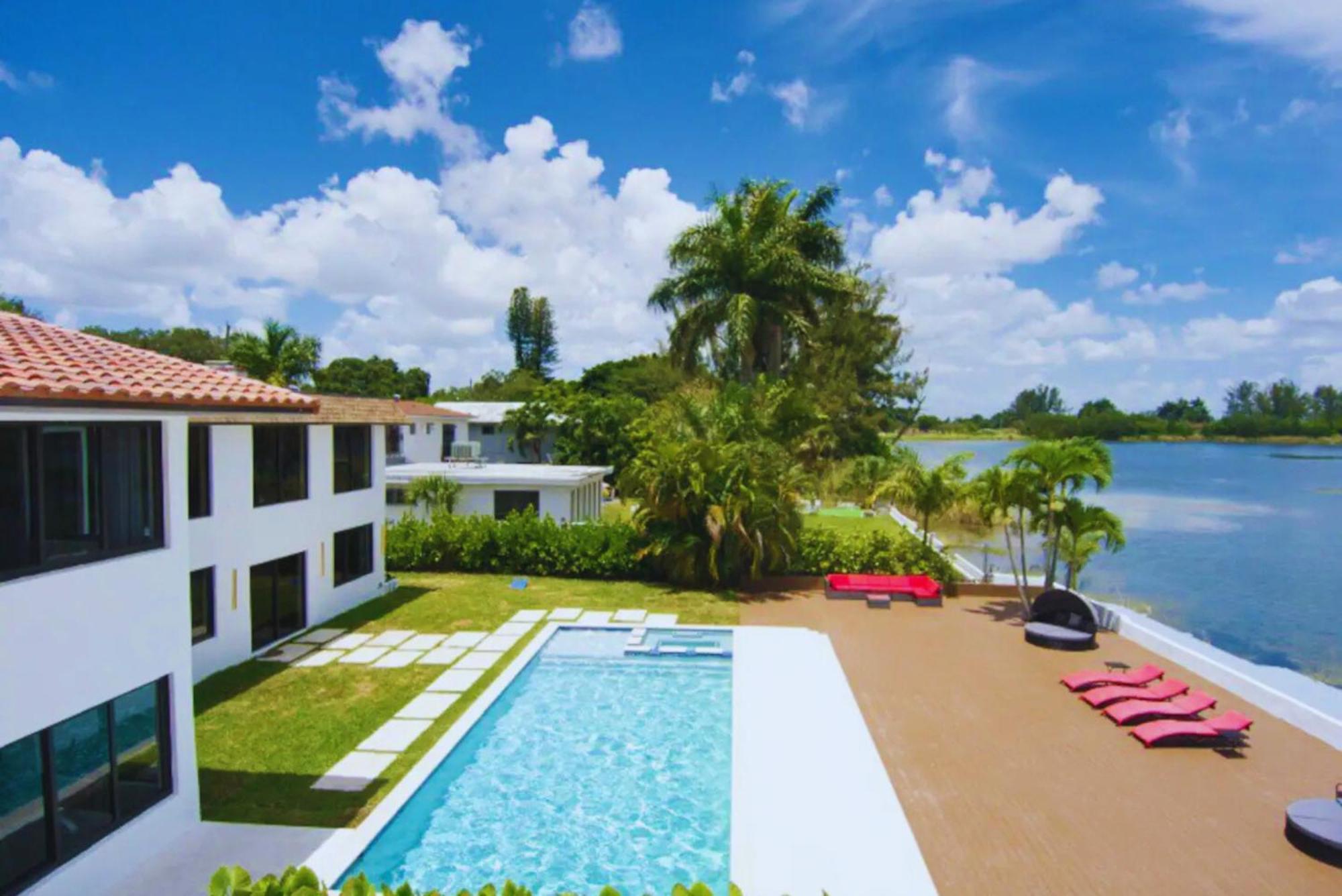 Luxe Waterfront Mansion W Private Nightclub, Cinema, Game Room, Gym & Pool Miami Exterior foto